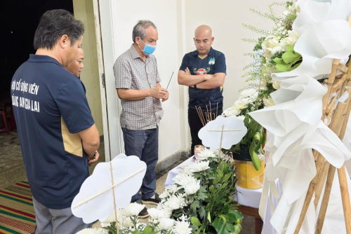 Bầu Đức tới bệnh viện của HAGL hỗ trợ lo hậu sự cho tiền đạo Paollo