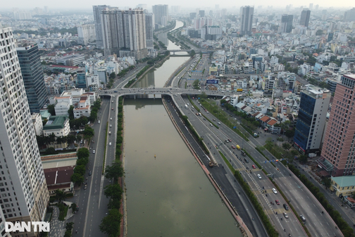 Làm đường 1 tỷ USD, Nhà nước có thể thu về 1 tỷ USD nếu làm theo cách này