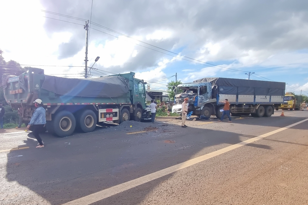 Vụ 3 người CLB HAGL tử nạn: Vì sao quốc lộ 14 nhiều tai nạn?